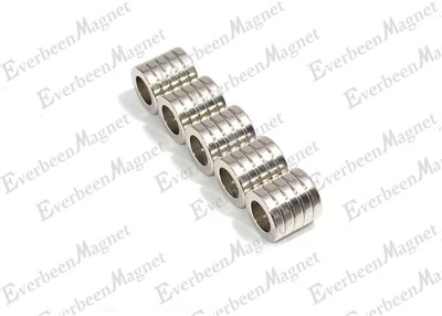 Dijametralno magnetizirani prstenasti magneti